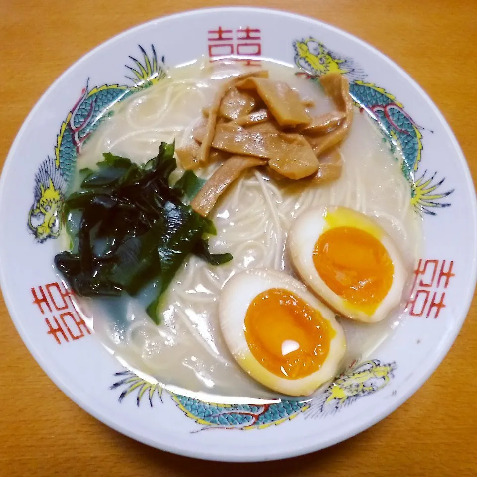 【株主優待レシピ】博多鶏水炊きラーメン♪|パーケイさん