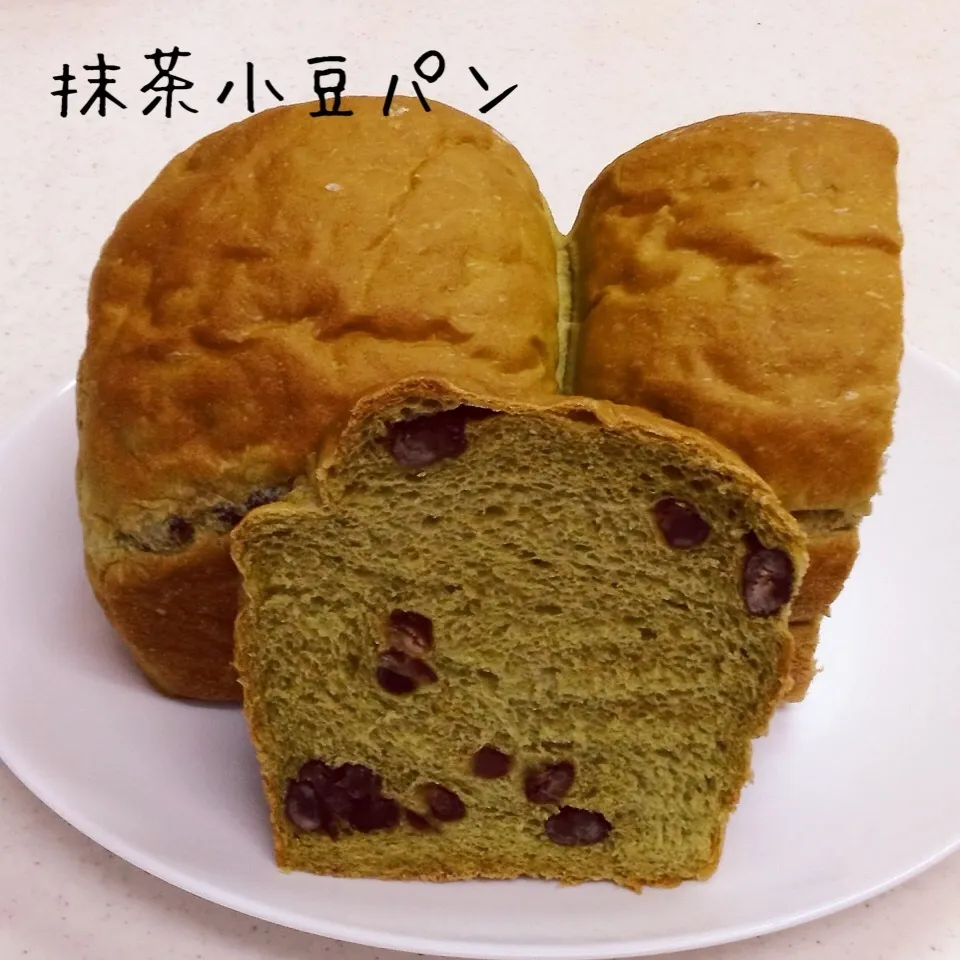 抹茶小豆パン|く〜ちさん