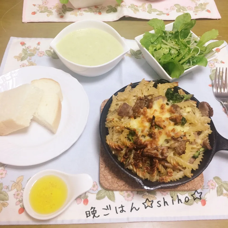 Snapdishの料理写真:あれこれ入れた焼きパスタ・他|Sさん