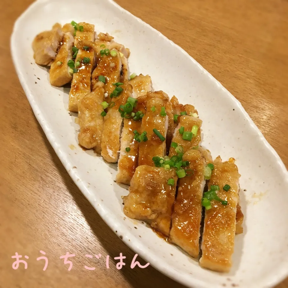 Snapdishの料理写真:ポークソテーのガリバタ風味|mama+mさん