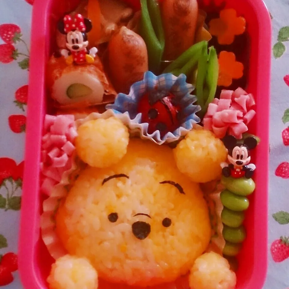 Snapdishの料理写真:ツムツム プーさん弁当|mama+mさん