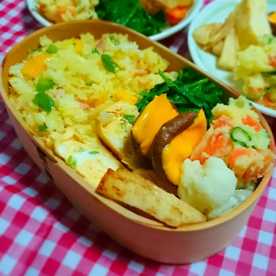 カレーチャーハン弁当🍱|ひなちゃんさん