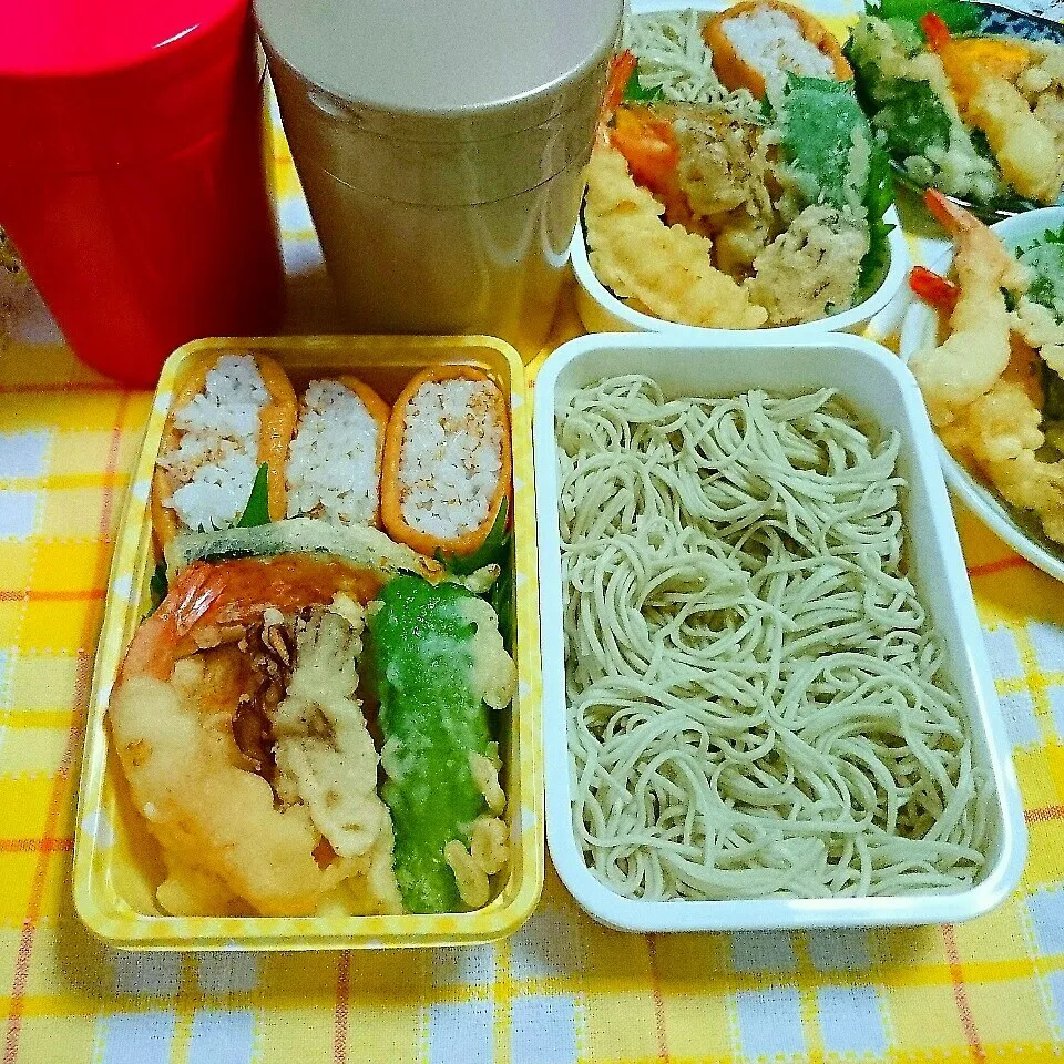 Snapdishの料理写真:へぎそばと天ぷら弁当|ひなちゃんさん