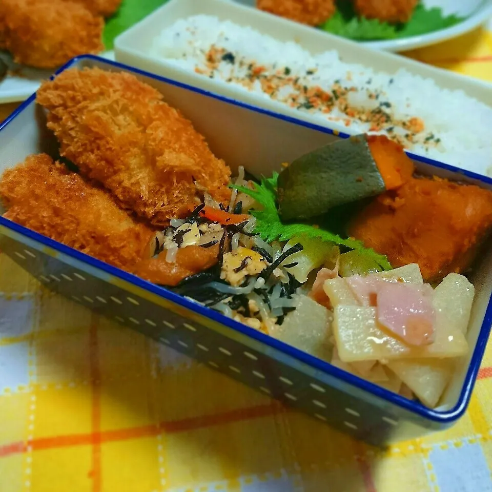 カキフライ弁当🍱|ひなちゃんさん