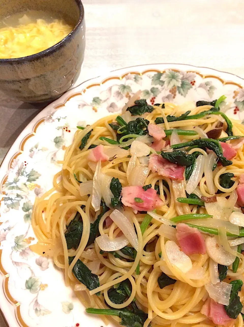 ほうれん草とベーコンのパスタ|サミカさん