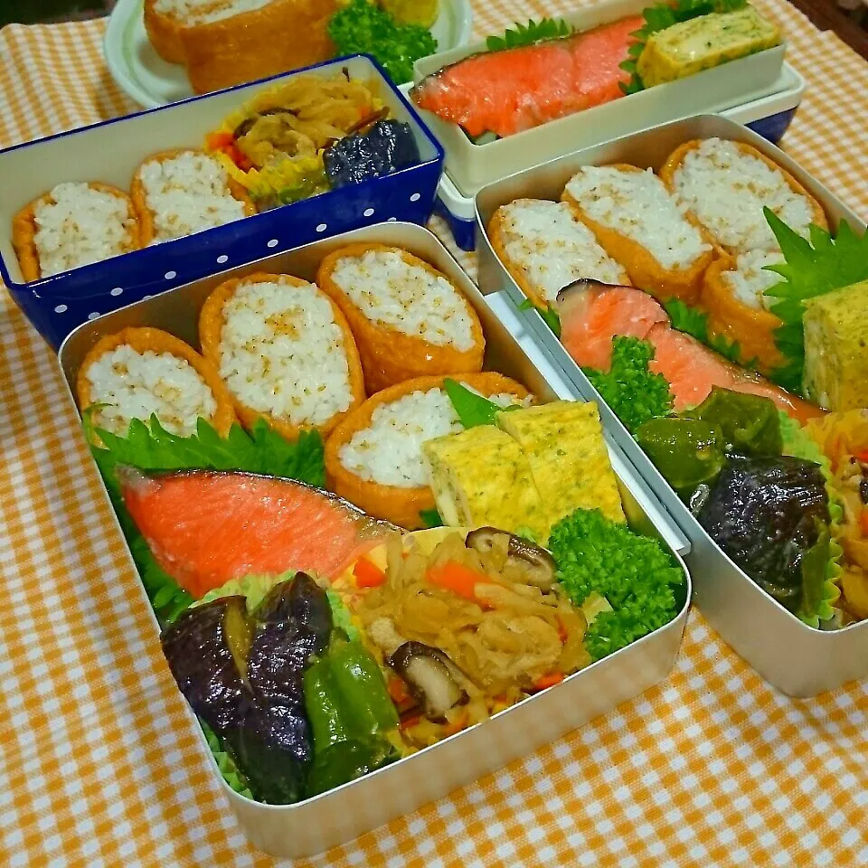 ごまいなり寿司弁当。|ひなちゃんさん