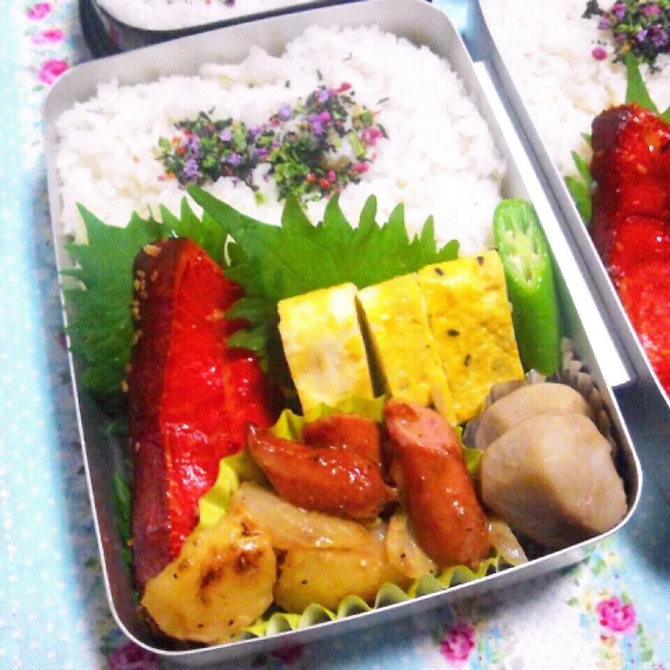 チーズジャーマンポテトとカレイみりん弁当。|ひなちゃんさん