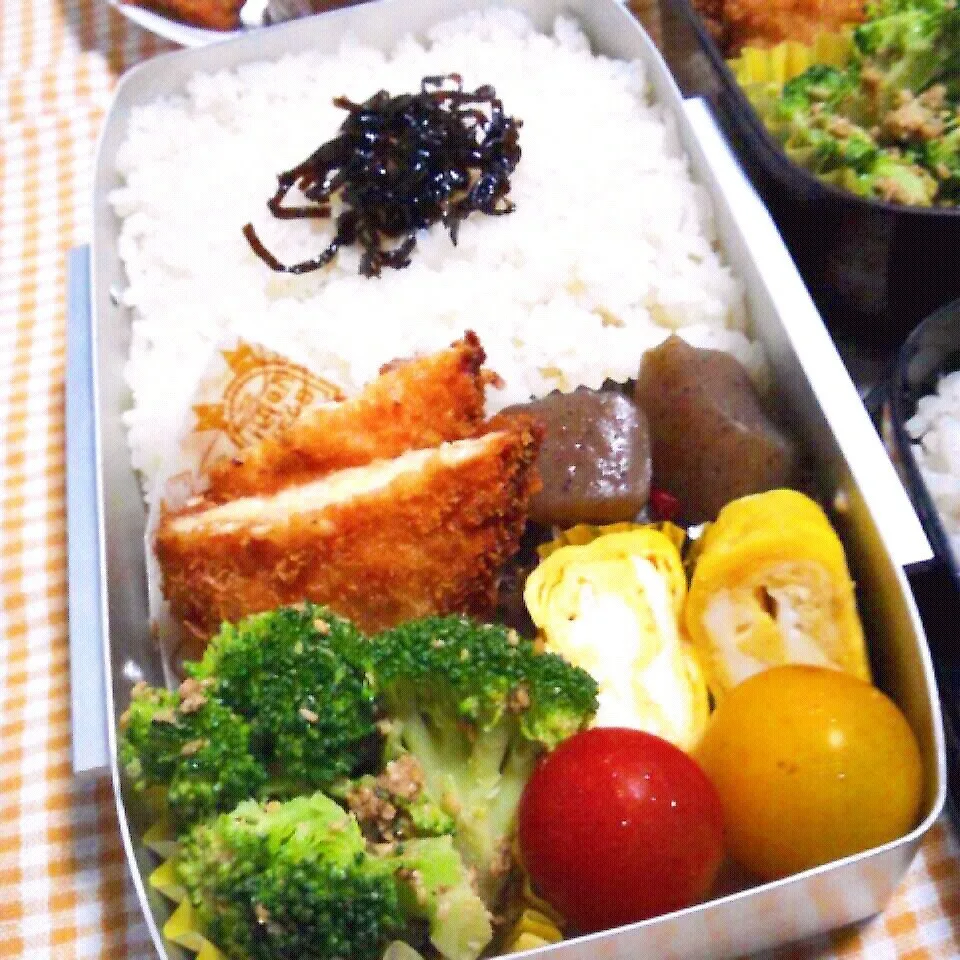 サーモンチーズフライ弁当。|ひなちゃんさん