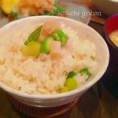 グリーンアスパラとホタテの炊き込みご飯＊|まち＊さん