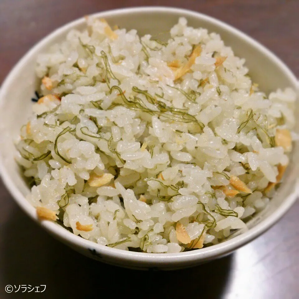 【飯研】がごめ昆布の炊き込みご飯|ソラシェフさん