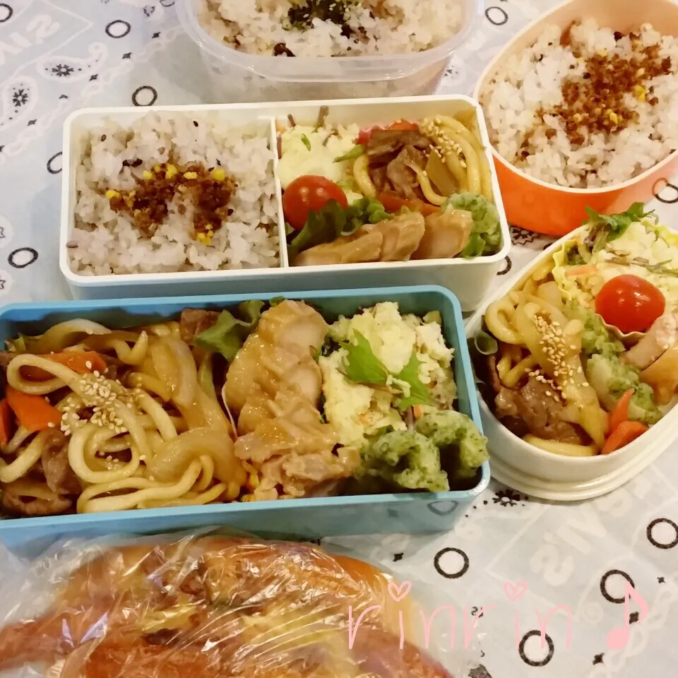 Snapdishの料理写真:3-3 高2男子&JC夜練&自分弁当～しょうゆ焼きうどん♪|rinrin*mama*さん