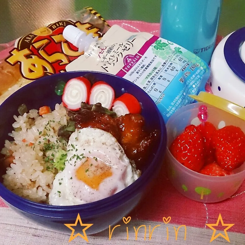 3*8 JS練習弁当～目玉付き炒飯～♪|rinrin*mama*さん