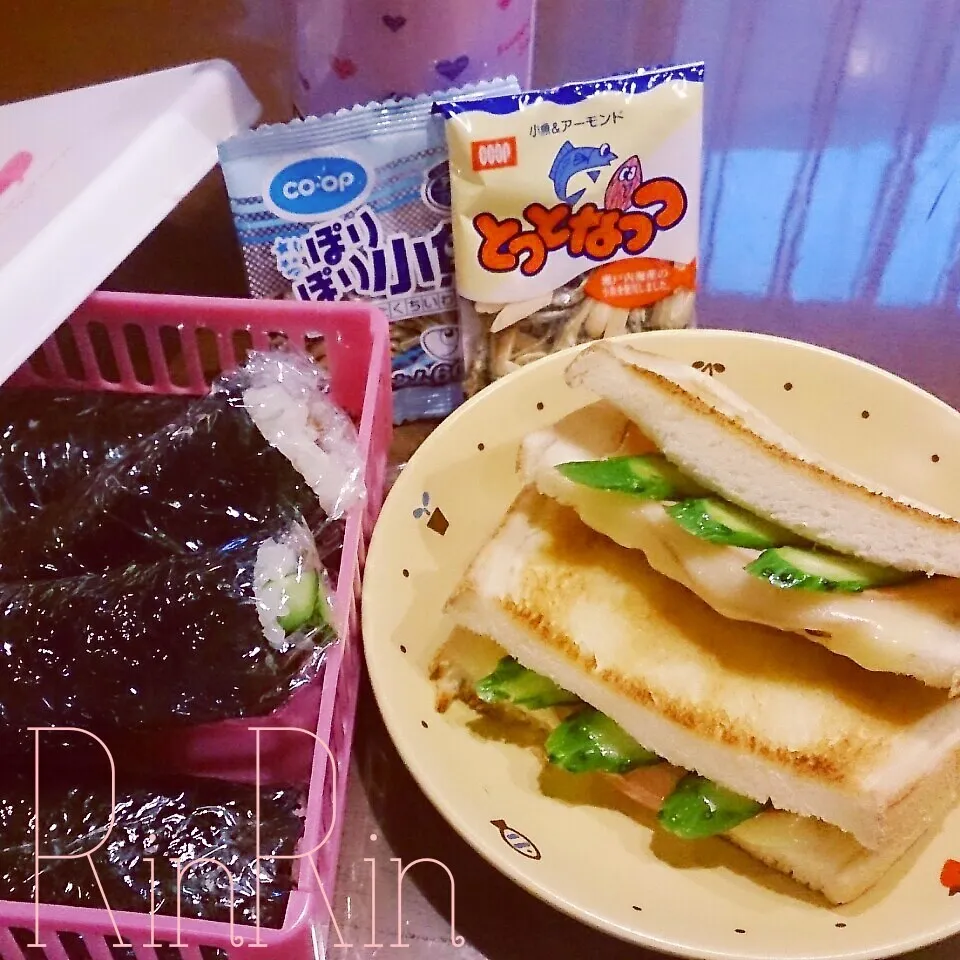 Snapdishの料理写真:11*8 JS弁当～納豆巻き～♪|rinrin*mama*さん