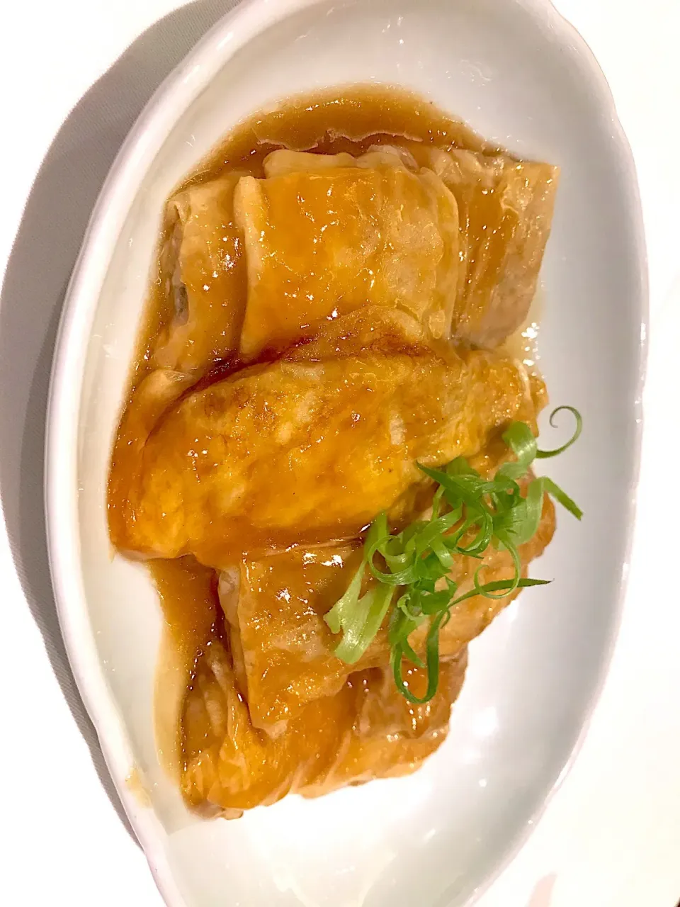 Pan-fried bean curd rolls, lotus root, mushroom & oyster sauce|Sky Blueさん