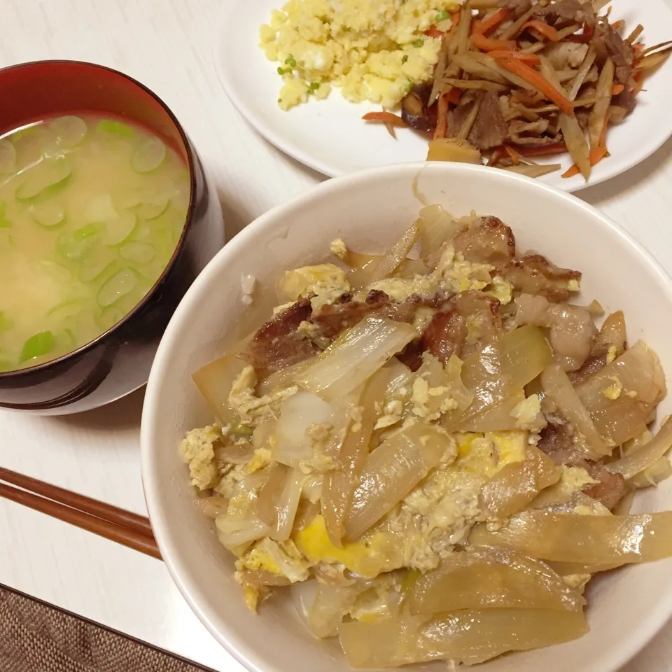 牛ごぼう丼|わさびまめさん