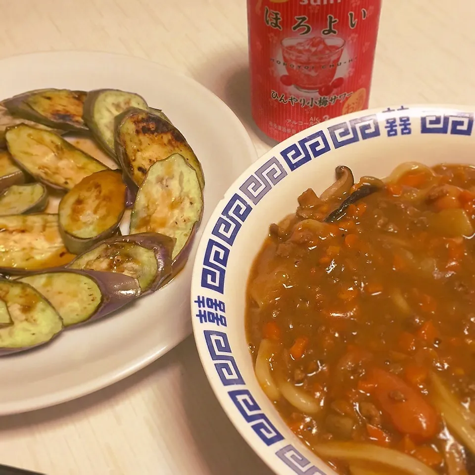 焼きなすとカレーうどん|わさびまめさん