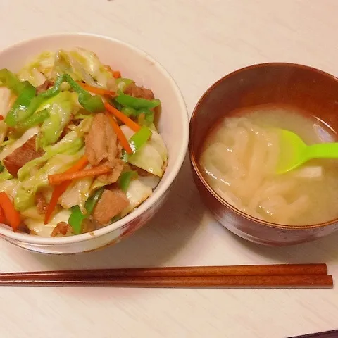 焼肉炒め丼|わさびまめさん