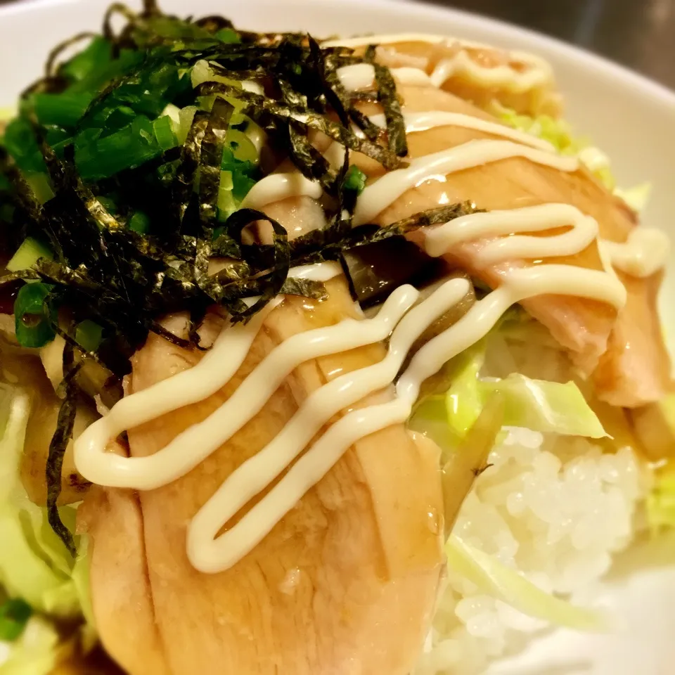 鶏胸肉のチャーシュー丼♪|あるぱかさん