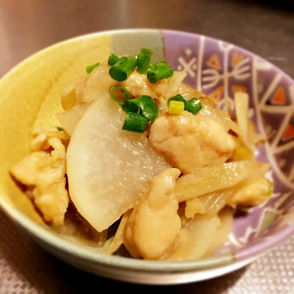 大根と鶏ごぼうの♡甘辛にんにくオイスター煮|あるぱかさん