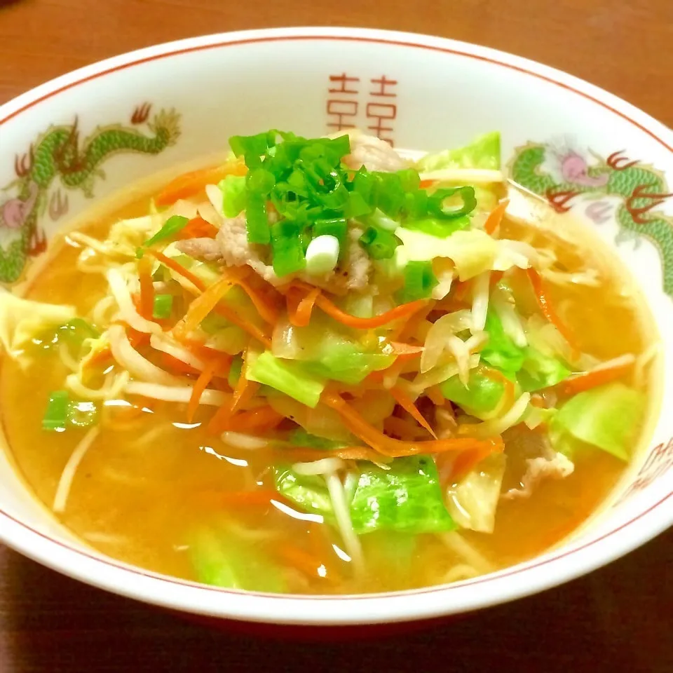 野菜たっぷり♪味噌ラーメン|あるぱかさん