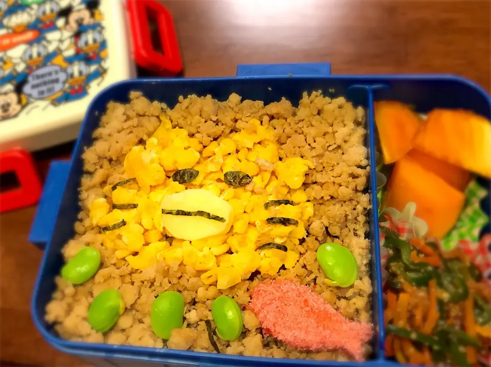 そぼろ弁当|HAPPYさん