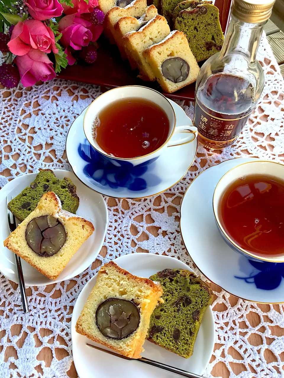 お家カフェ 紅茶に琥珀生姜酒
マダム とんちんさんの料理 🌰しっとりふわっと栗のケーキ🍰
#琥珀生姜#栗の渋皮煮|とんちんさん