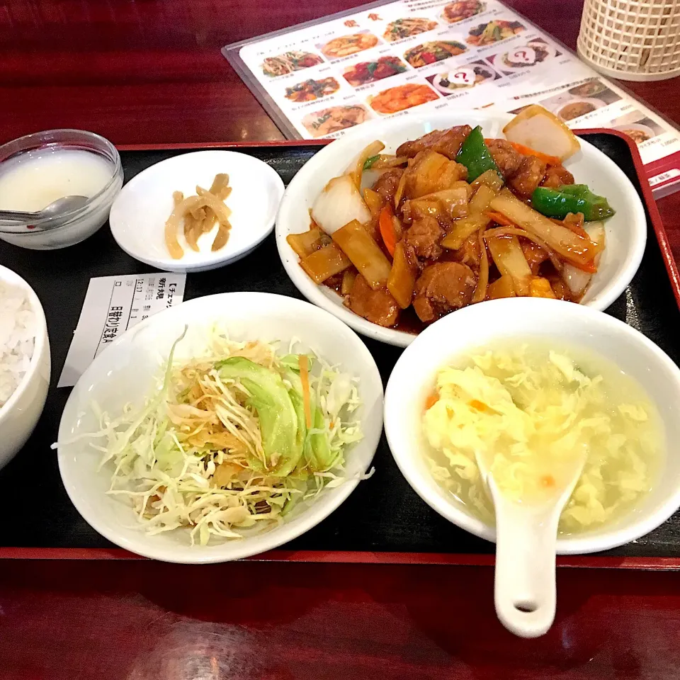 角煮と野菜炒め定食@香園(横浜)|yoooochanさん