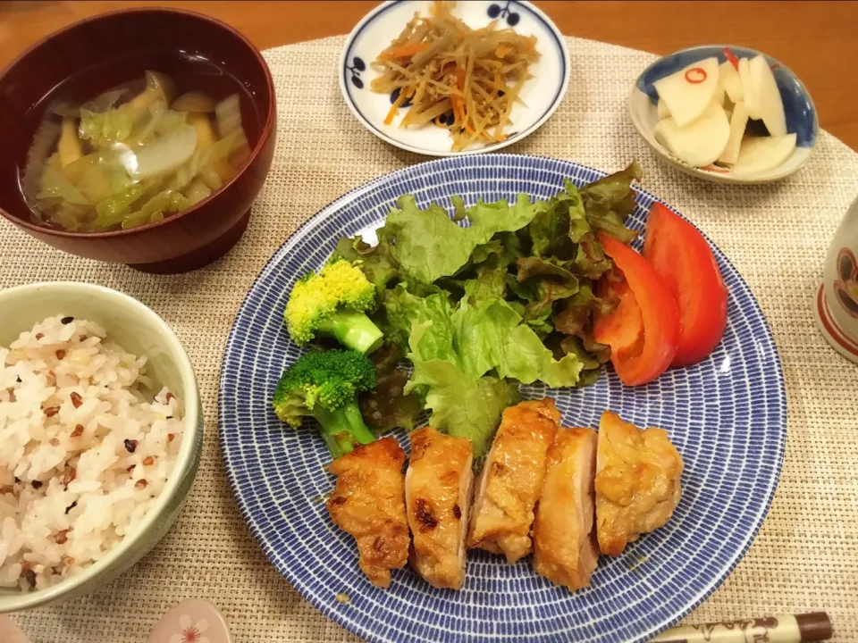 18/11/27 夕飯♪ 鶏の甘味噌漬け きんぴらゴボウ 大根浅漬け 蕪と白菜のスープ|ikukoさん