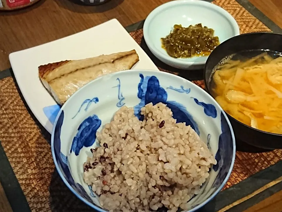 鯖塩焼き&子持ちめかぶ&大根の味噌汁|まぐろさん