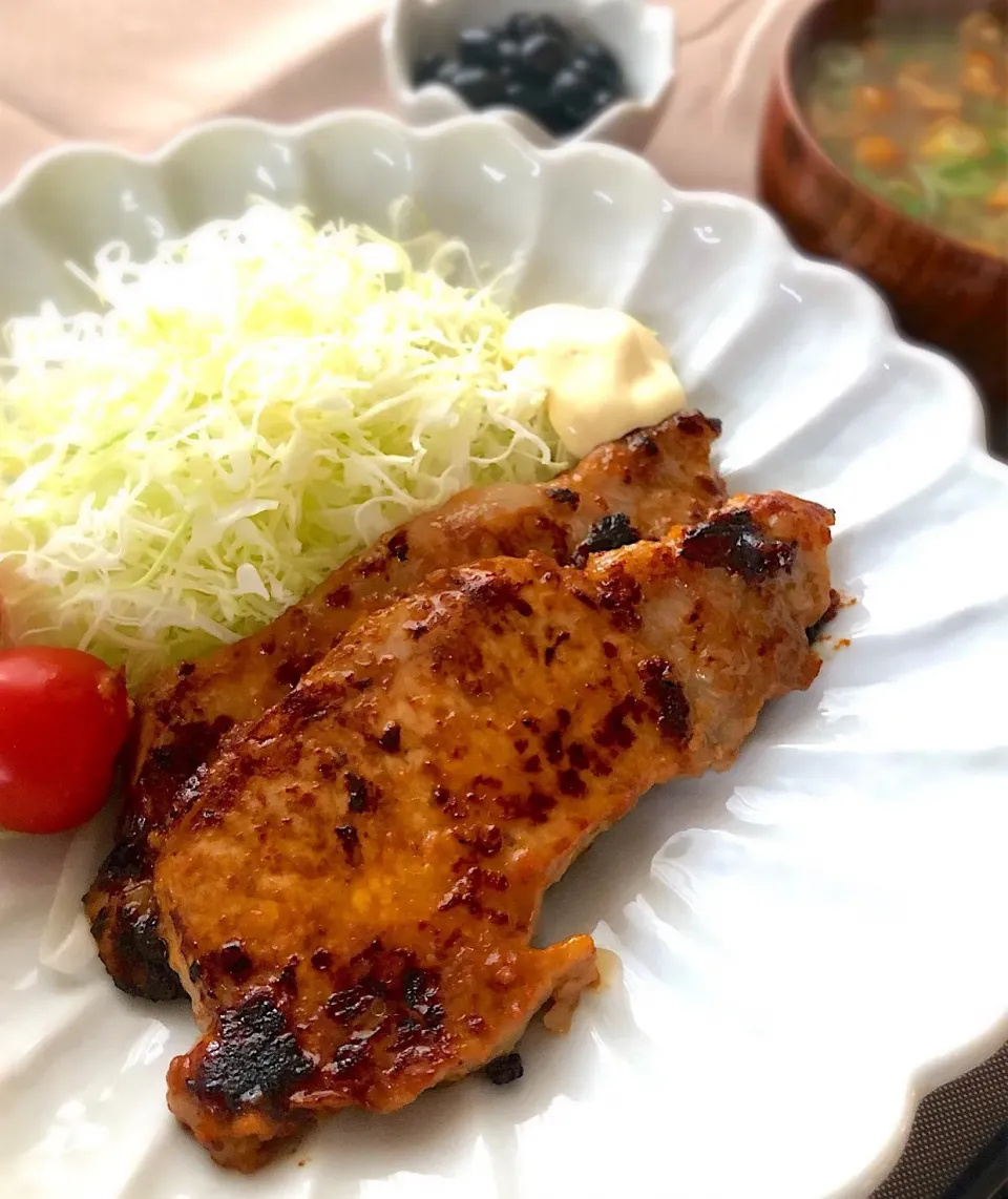 朝ごはんを食べよう✨豚ロースの金山寺味噌焼きで朝ごはん🐖|あしゃぱんさん