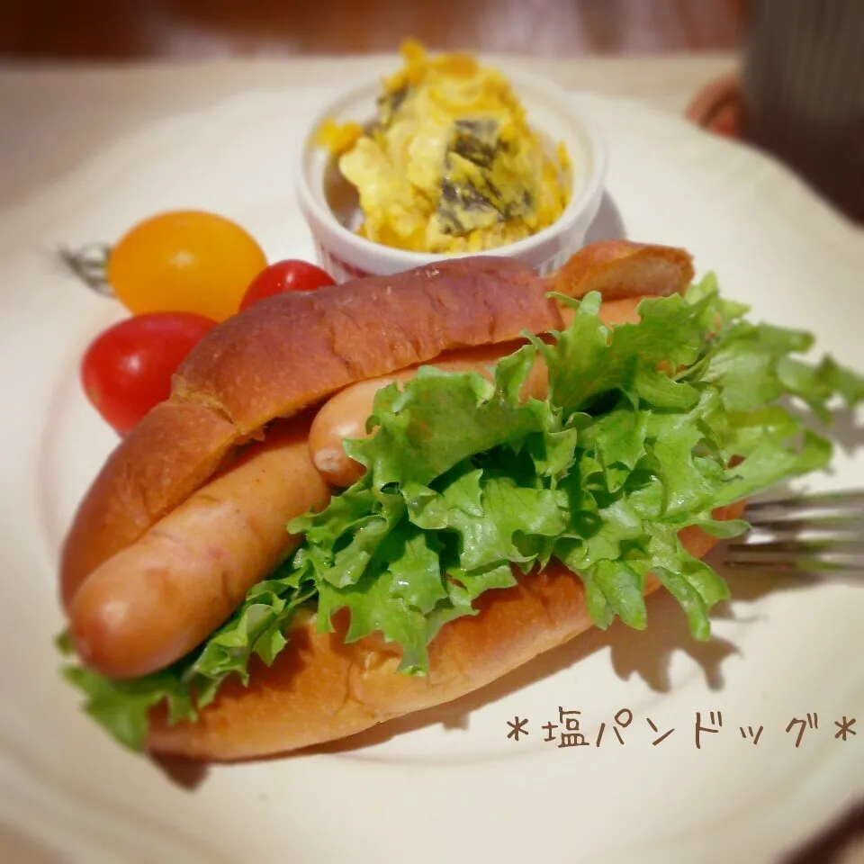 Snapdishの料理写真:＊塩パンdeホットドッグ＊|sayakaさん