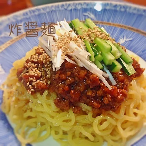 ニンニクたっぷりの肉味噌でジャージャー麺^ ^|Lizさん