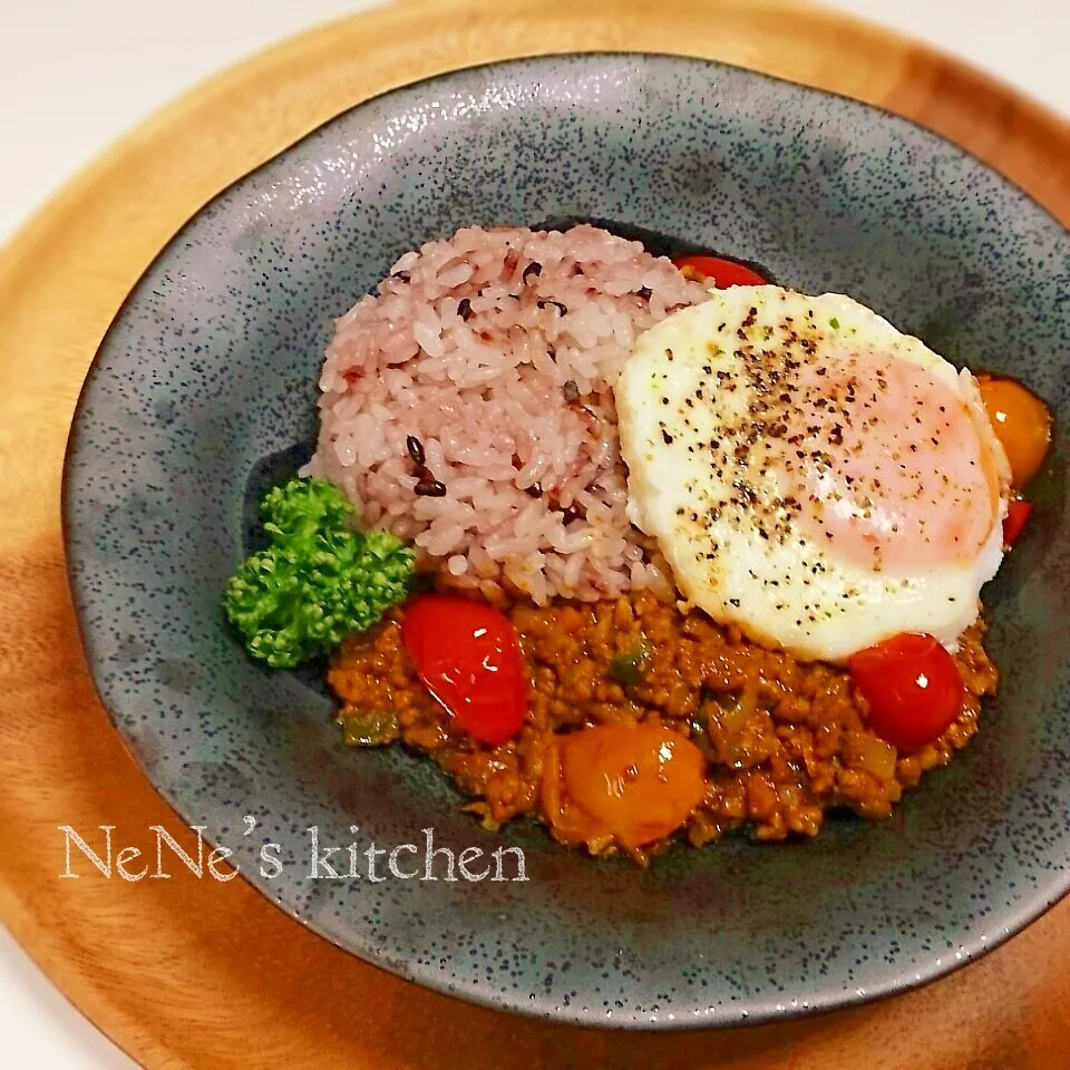 チャチャっと出来る♪余り物野菜でキーマカレー♪|NeNeさん