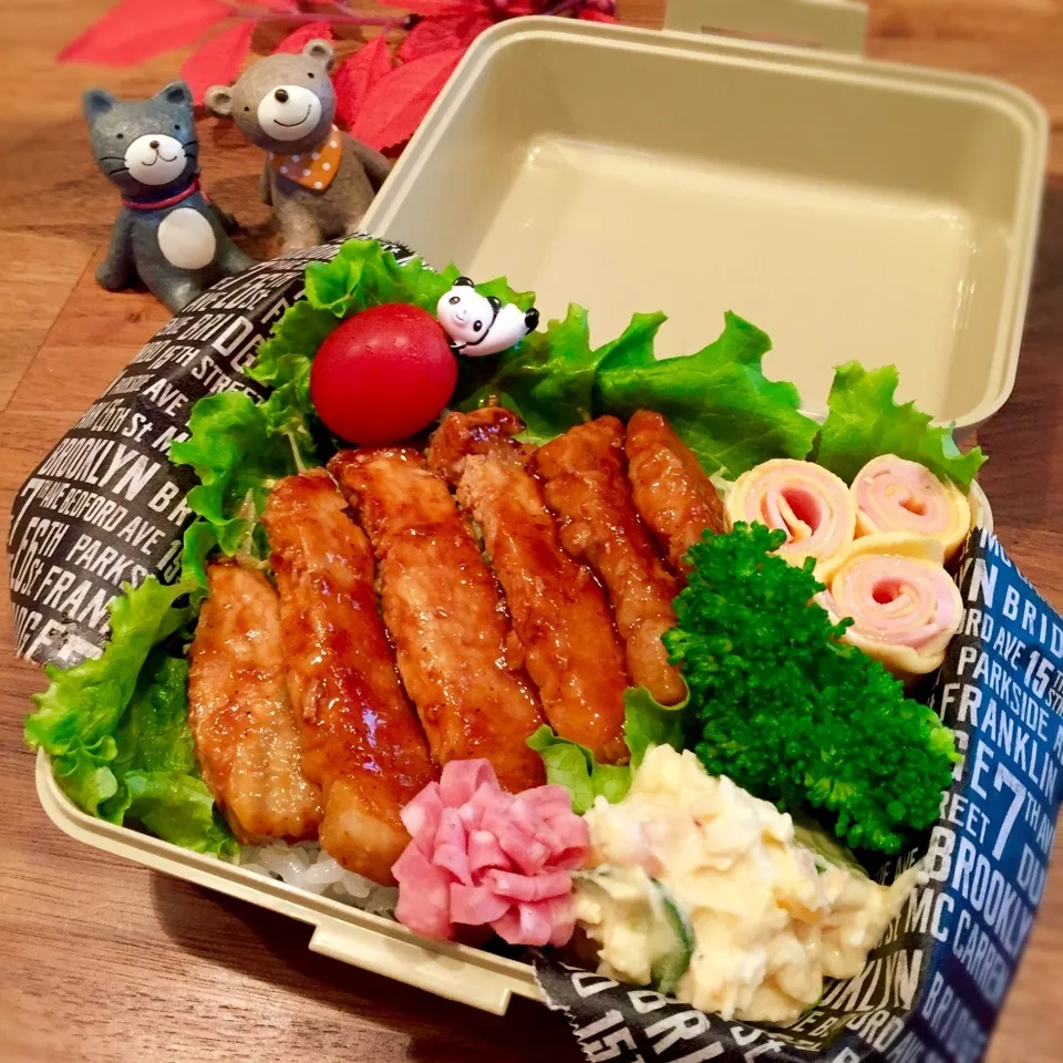 Snapdishの料理写真:トンテキ弁当|rinrinさん