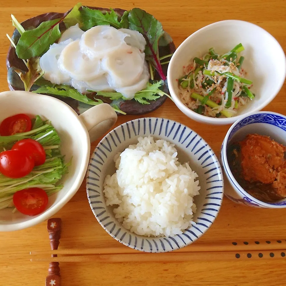 タコのお刺身のお昼ごはん♡|Daikiさん