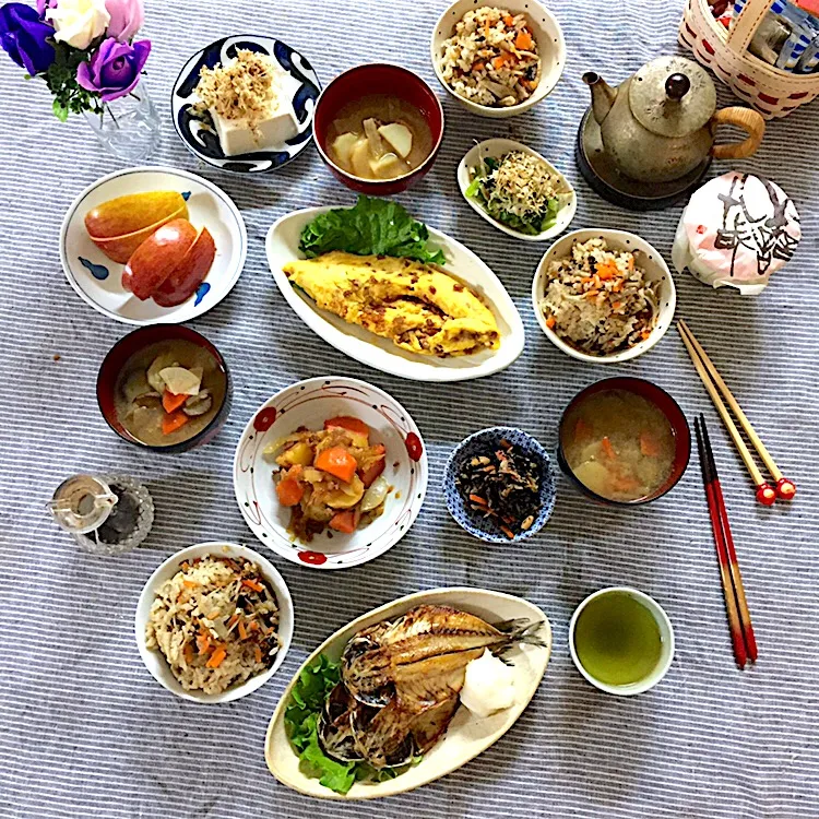 鯵の干物と炊き込みご飯、肉じゃがなど #晩ご飯|ゆかりさん