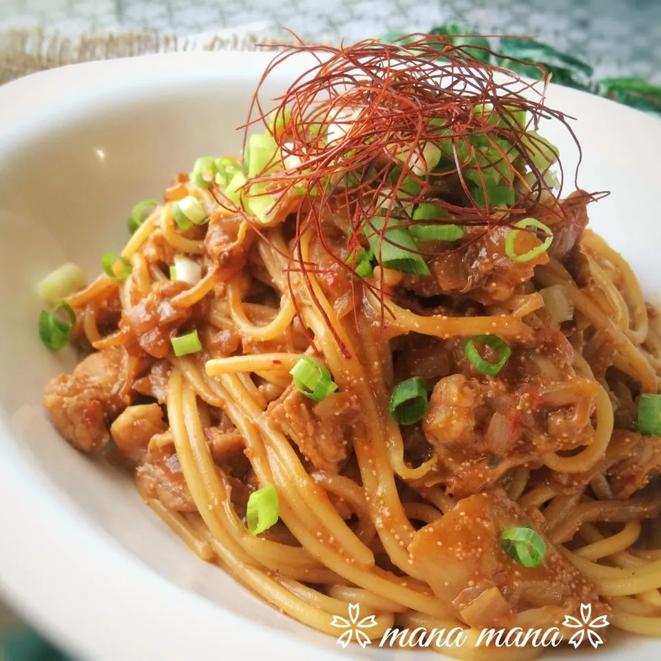 旨っ辛☆豚肉とキムチとめんたクリームの辛味噌パスタ☆|まなまな♡さん