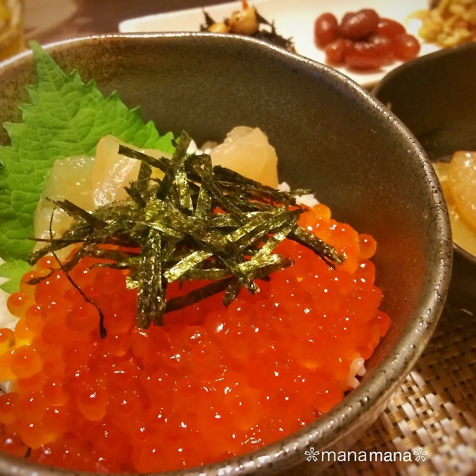 いくら丼♪|まなまな♡さん