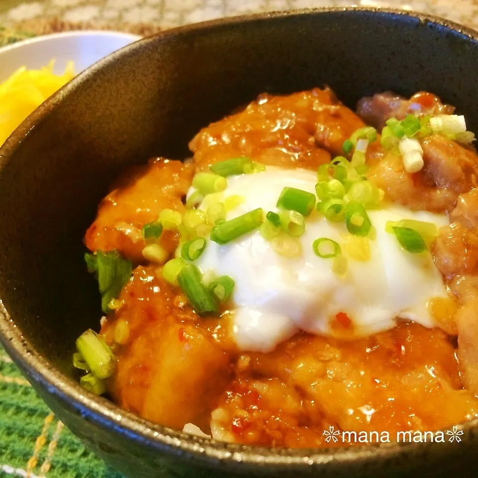 yuuちゃんの豚バラ肉のピリ辛アジアン丼♪|まなまな♡さん