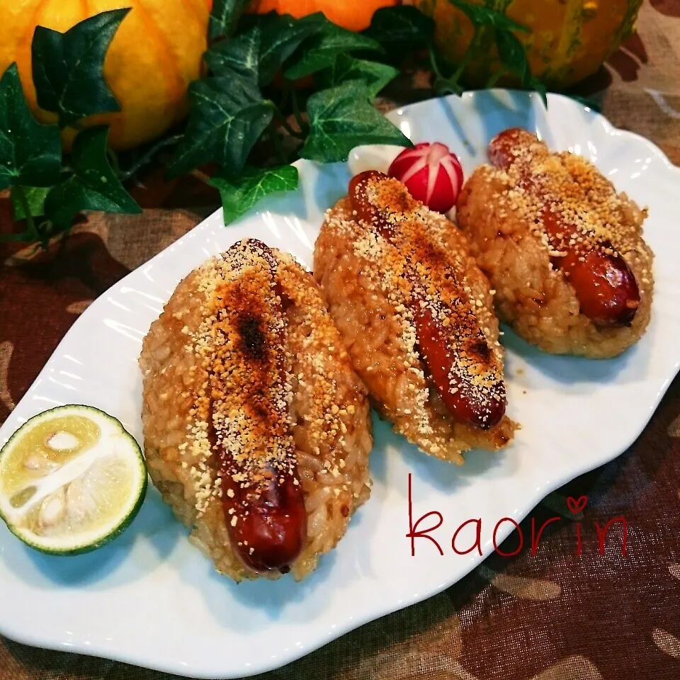 Snapdishの料理写真:洋風焼きチーズおにぎり❤きりたんぽ風～♪|かおりん✴︎❤︎さん