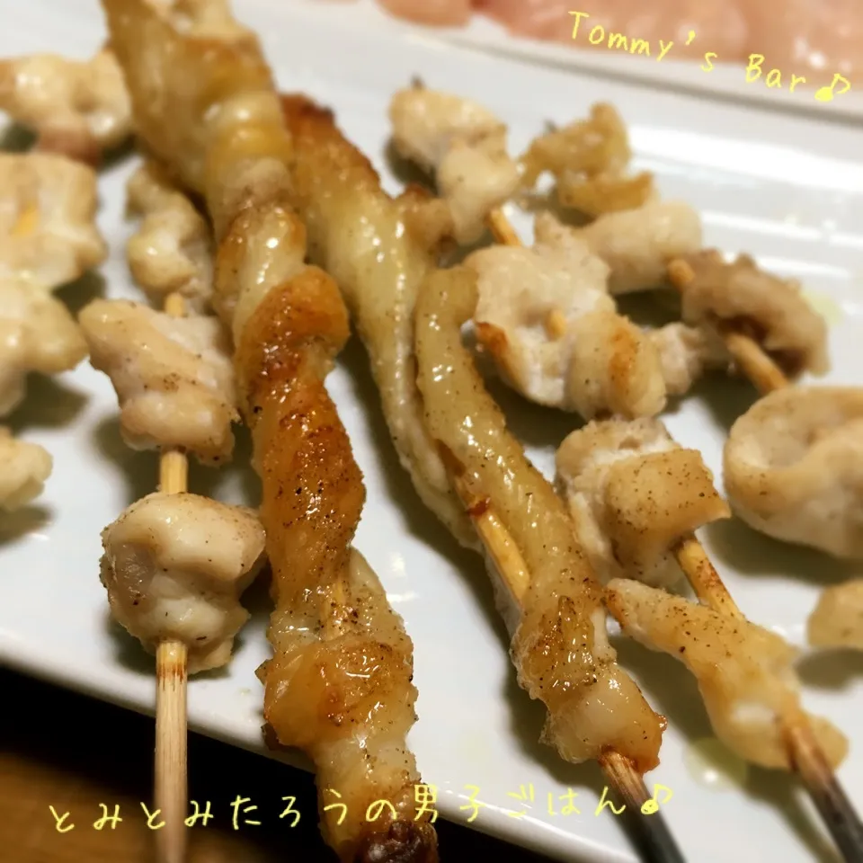 Snapdishの料理写真:鶏皮のクルクル巻き焼き♪|とみとみたろうの男子ごはん♪さん