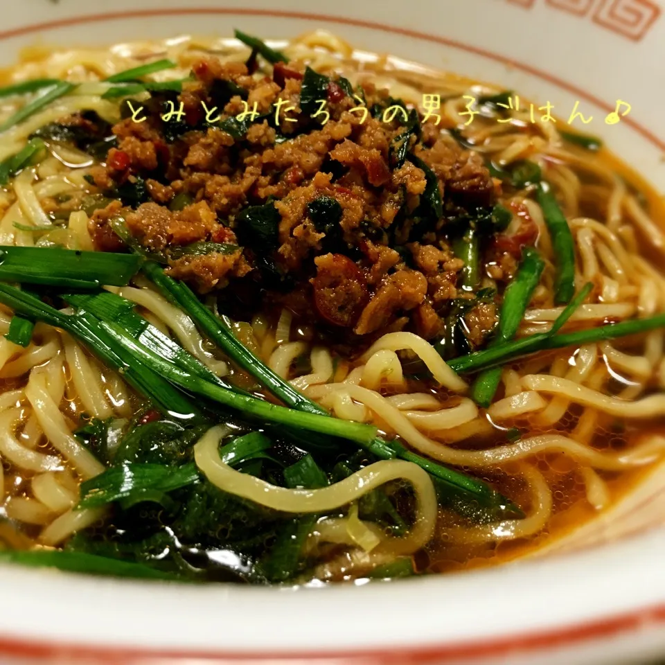 Snapdishの料理写真:コンビニの！台湾ラーメン♪|とみとみたろうの男子ごはん♪さん