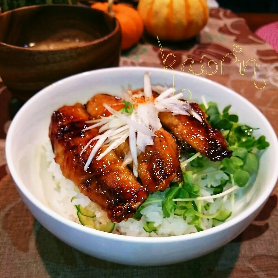 いわしの蒲焼き丼♪ちらし寿司風|かおりん✴︎❤︎さん