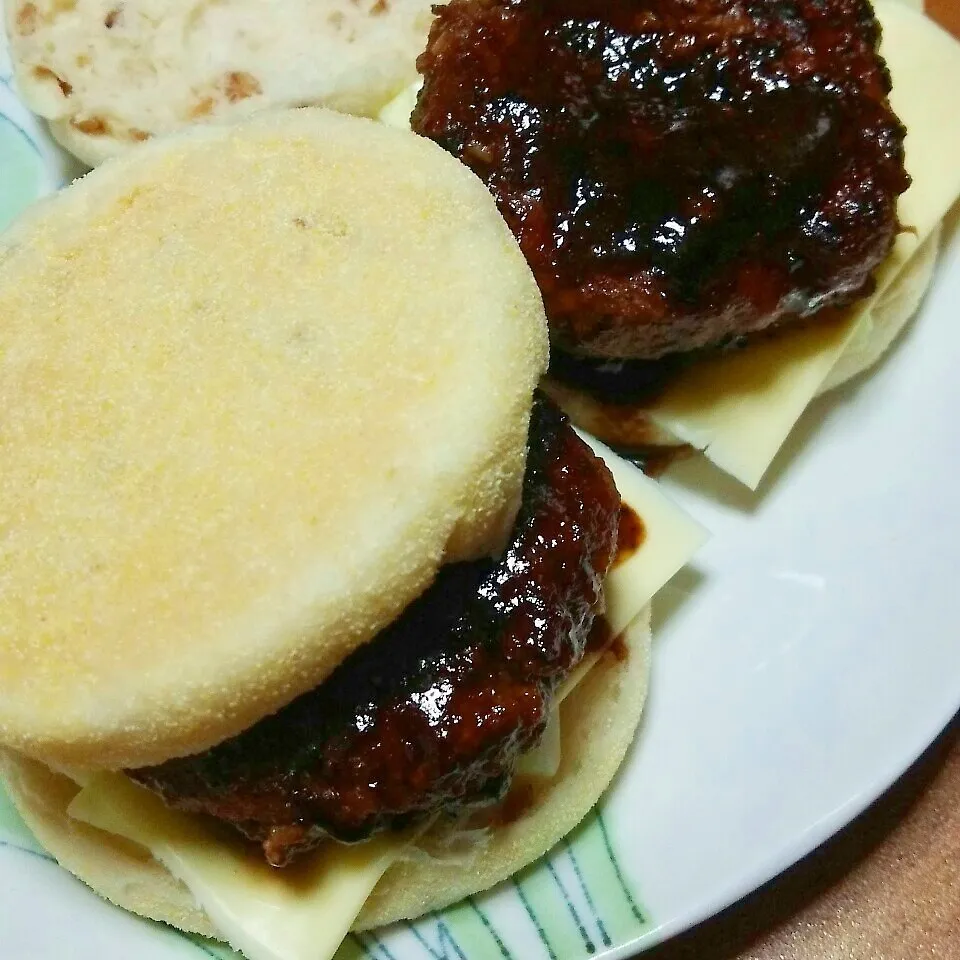 ハンバーガー|ひろにぃさん