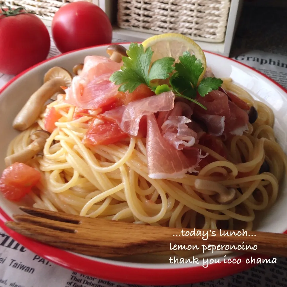 ♡♡いっこちゃまの生ハムとトマトのレモンペペロンチーノ♡♡|ユッキーさん