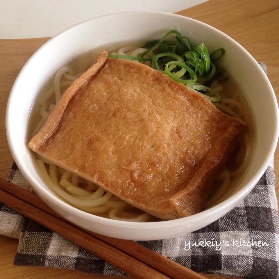 ♡♡大きなおあげさんのきつねうどん♡♡|ユッキーさん