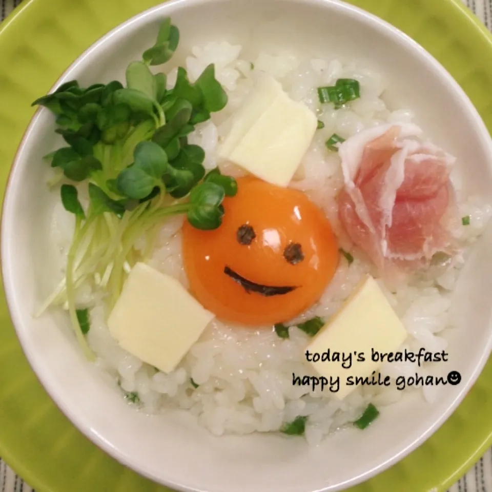 Snapdishの料理写真:♡卵白ふわふわ♡卵黄とろりんちょないっこちゃまのTKG〜♡|ユッキーさん