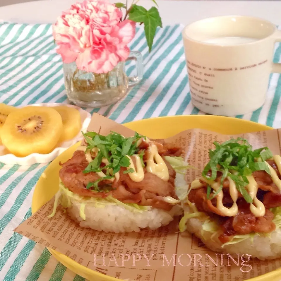 ◎焼肉ライスバーガー食べて今日も１日がんばろ♪♪◎|ユッキーさん