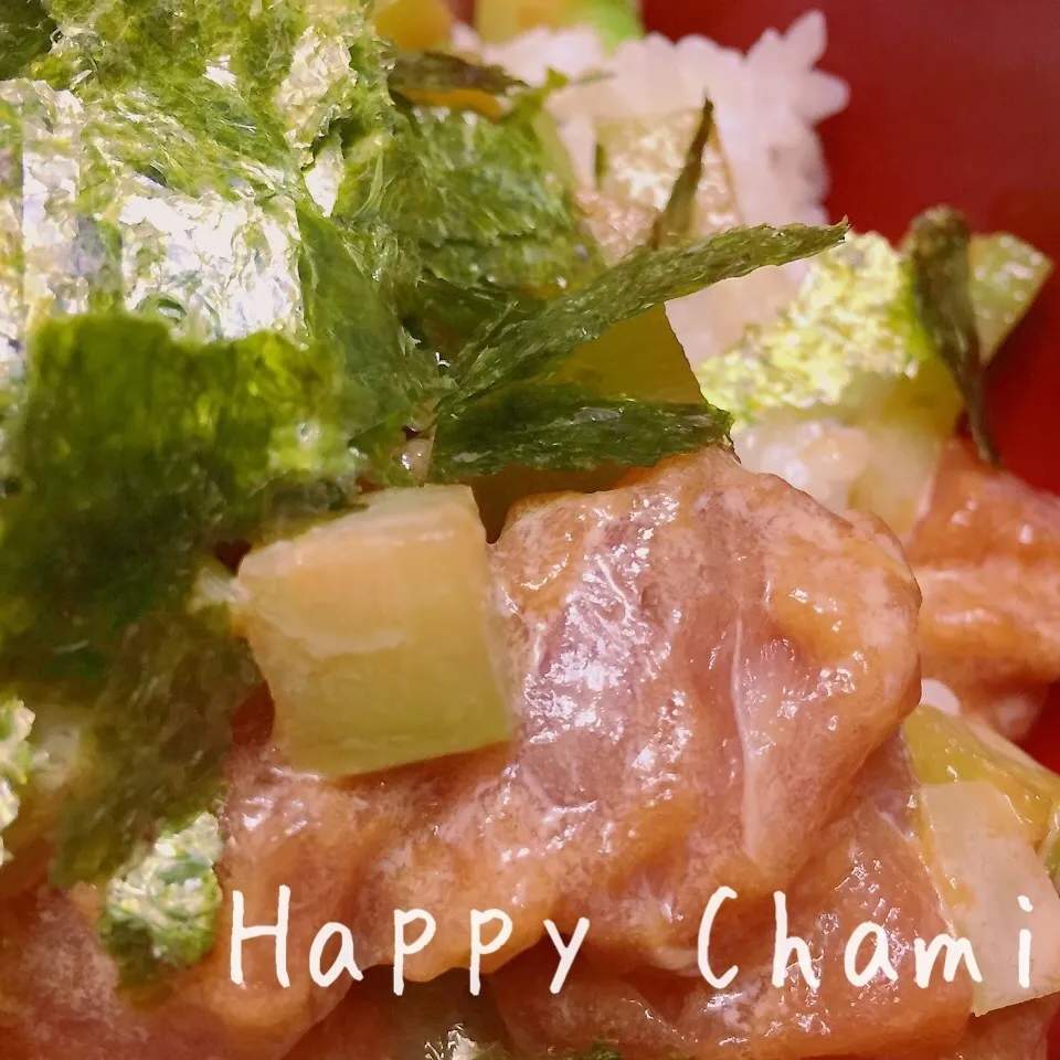 マグロとブロッコリーの茎のエスニック丼|chamiさん