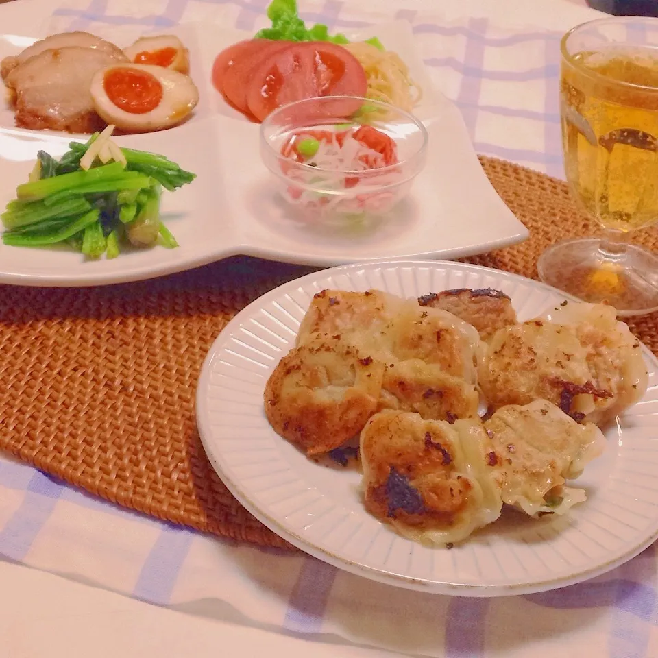 ◎餃子と角煮◎でお疲れ様♡|ユッキーさん